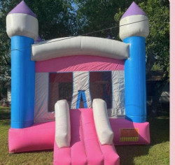 #29 Castle Bounce House (Pink & Blue)